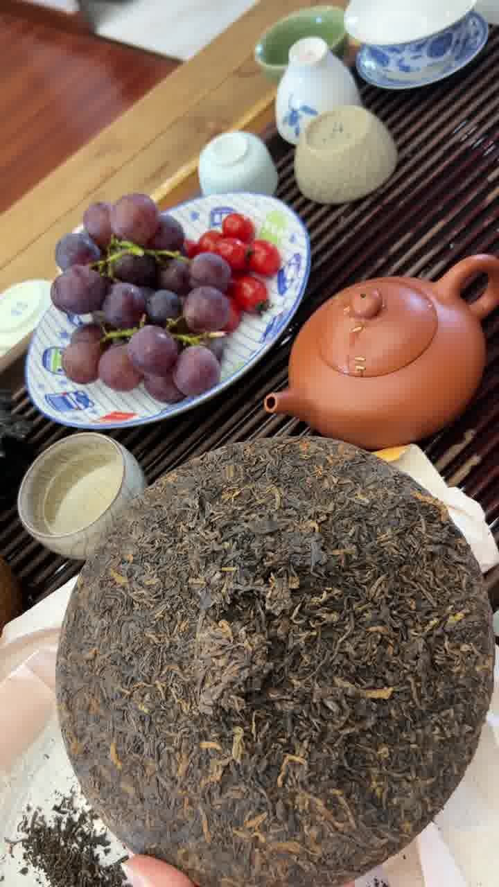 一叶知秋 从茶道精神到现代茶饮产业的文化转译与商业实践
