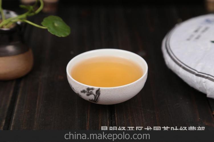 岁月陈香，山之精魂——品鉴2013年山村黎明大户赛纯料普洱茶